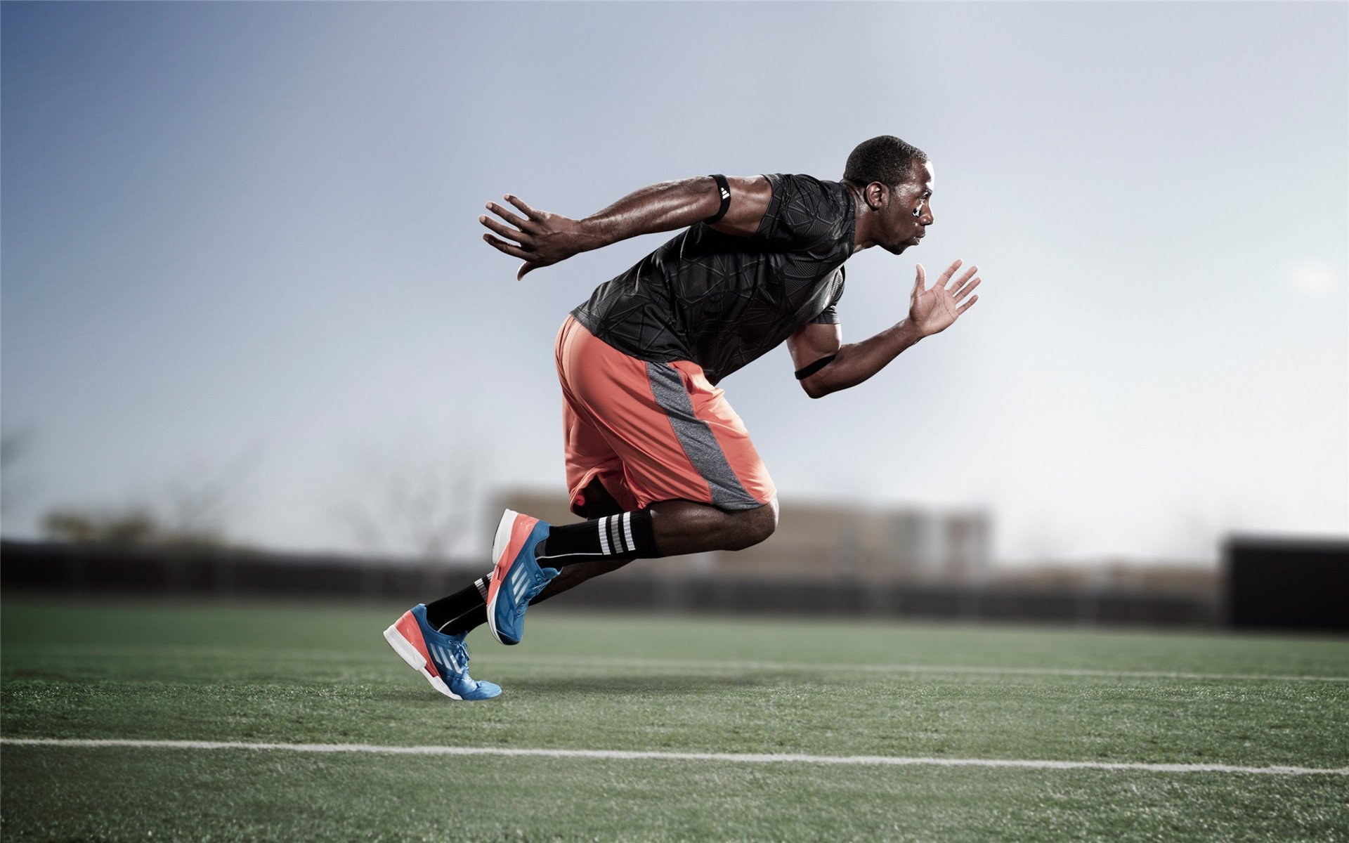 狼王新生，爱德华兹在总决赛之夜的绝对主宰